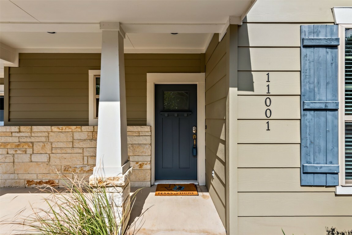 Property Photo: 11001 Avery Station Loop TX 78717