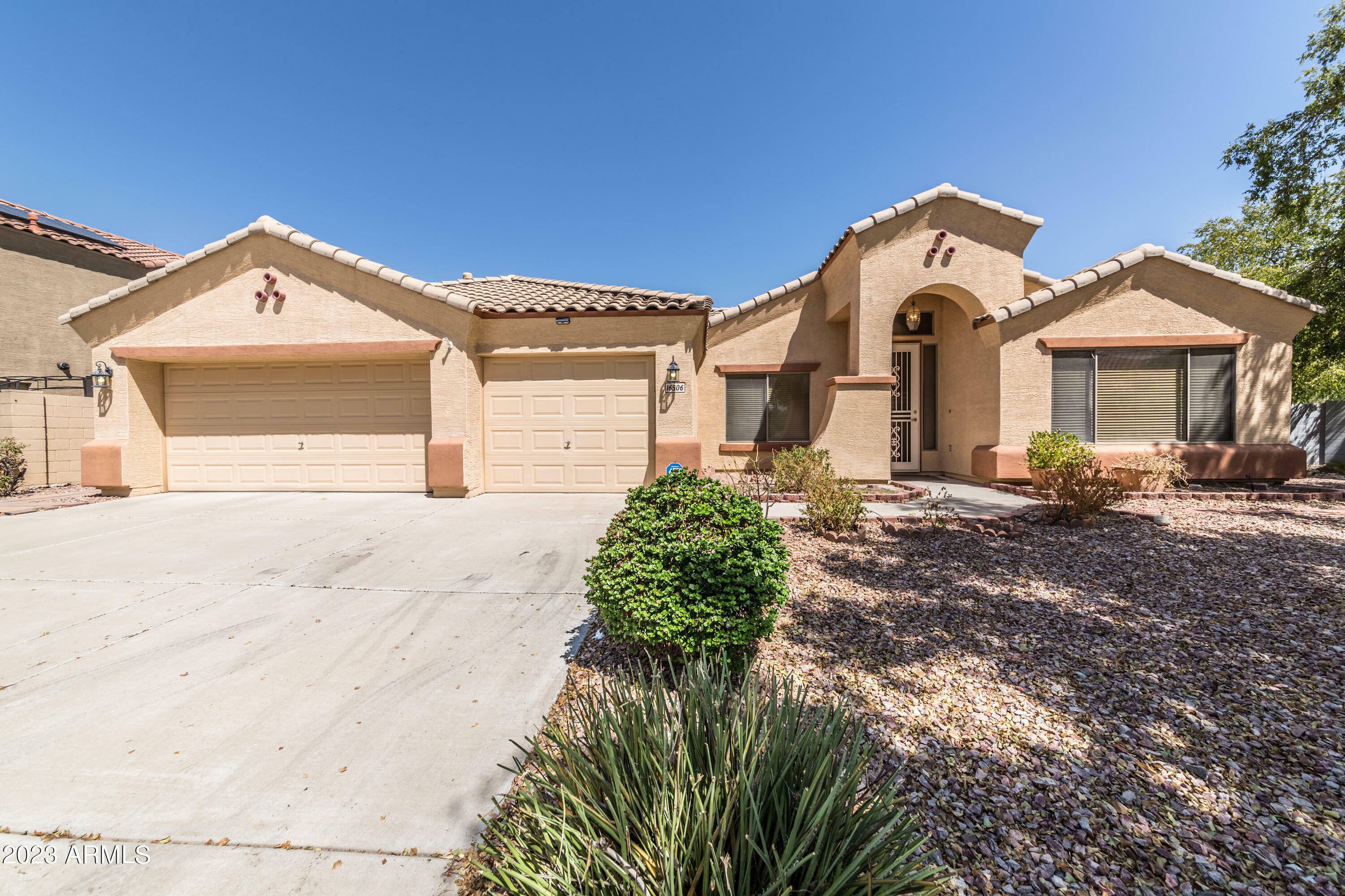 Property Photo:  16506 W Roosevelt Street  AZ 85338 