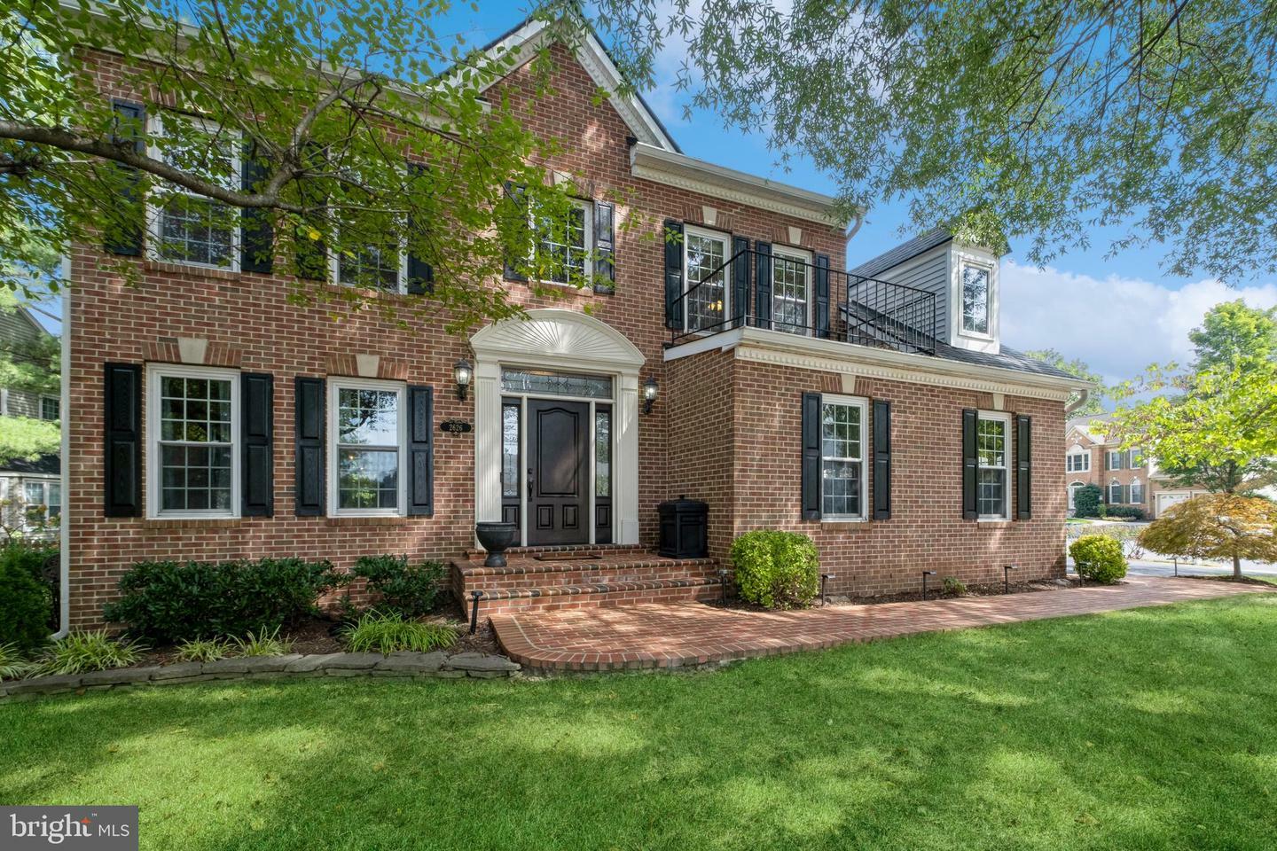 Property Photo:  2626 Meadow Hall Drive  VA 20171 