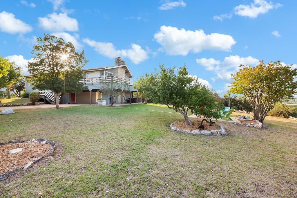 Property Photo: 162 Royal Oaks Hill TX 78624