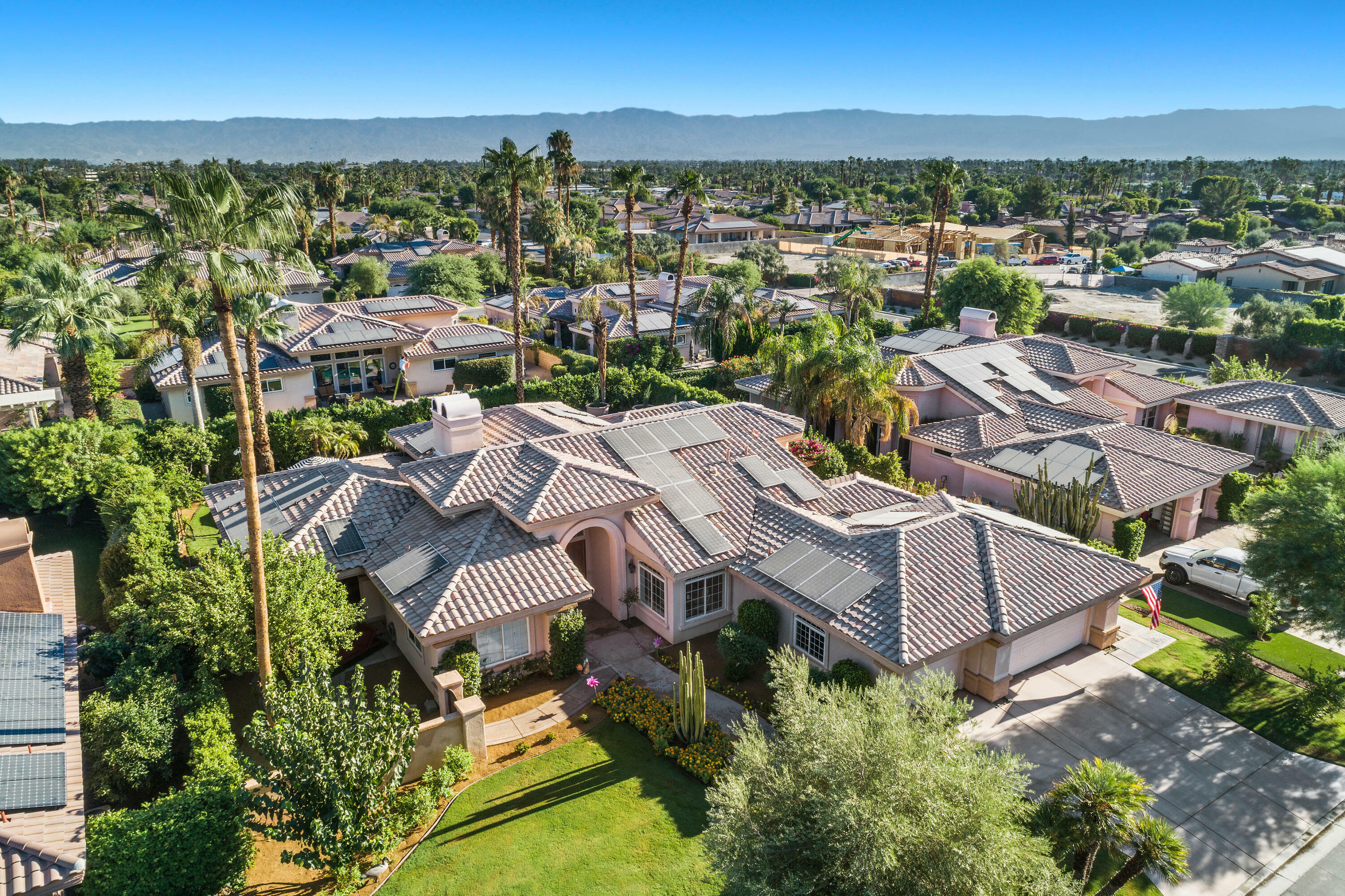 Property Photo: 10 Ivy League Circle CA 92270