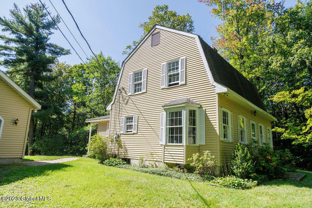 Property Photo: 2362 Mudge Road NY 12053