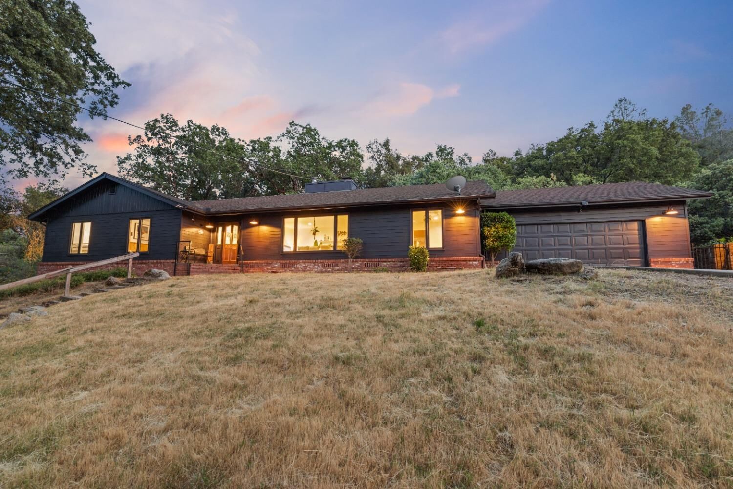 Property Photo: 49520 Stillmeadow Drive CA 93644