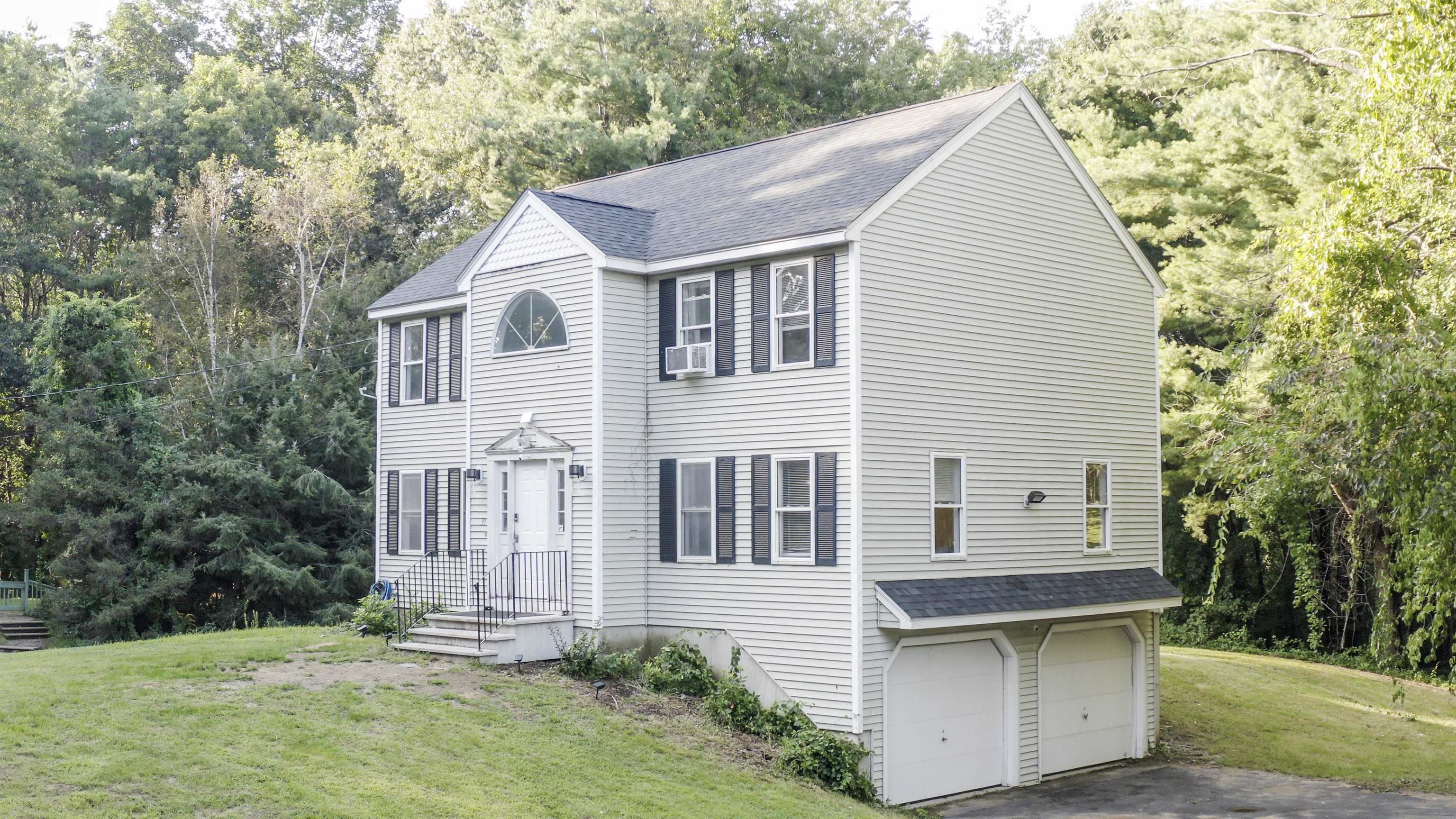 Property Photo: 39 Peaslee Crossing NH 03858-3806