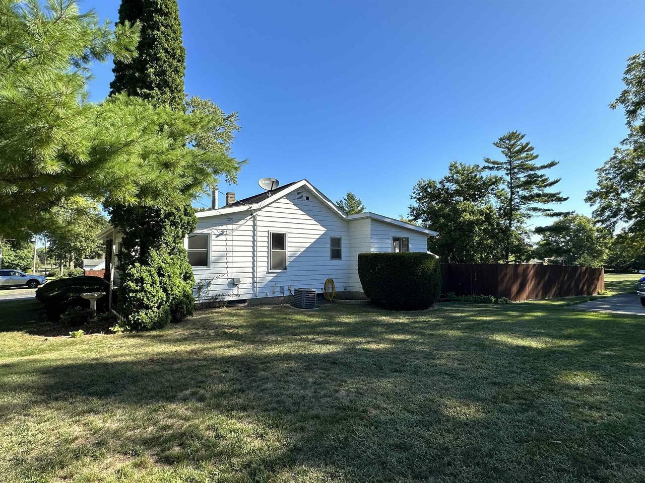 Property Photo: 1151 Bittel Street WI 53511