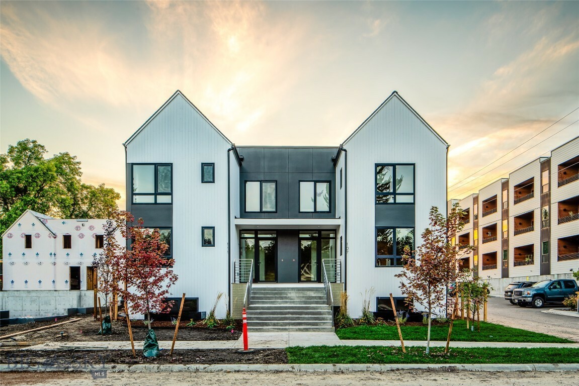 Property Photo: 111 S 7th Avenue MT 59715