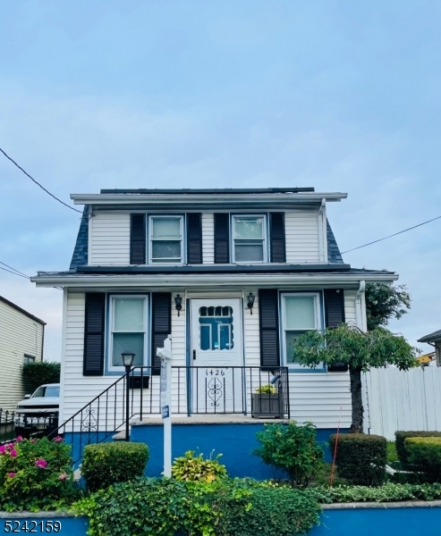 Property Photo:  1426 Leslie St  NJ 07205 