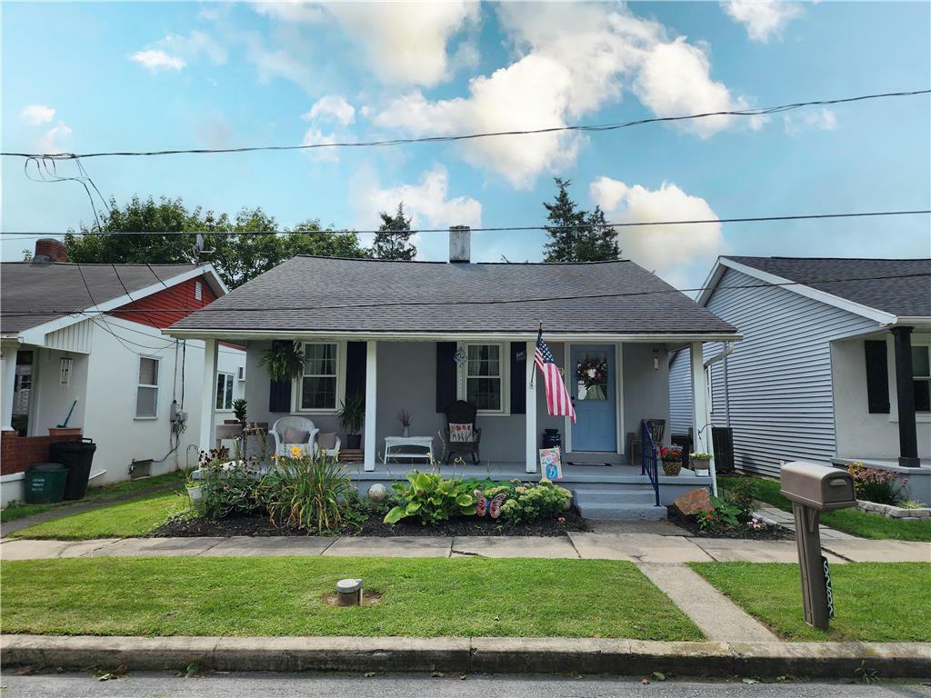 Property Photo:  6282 Willow Street  PA 18014 