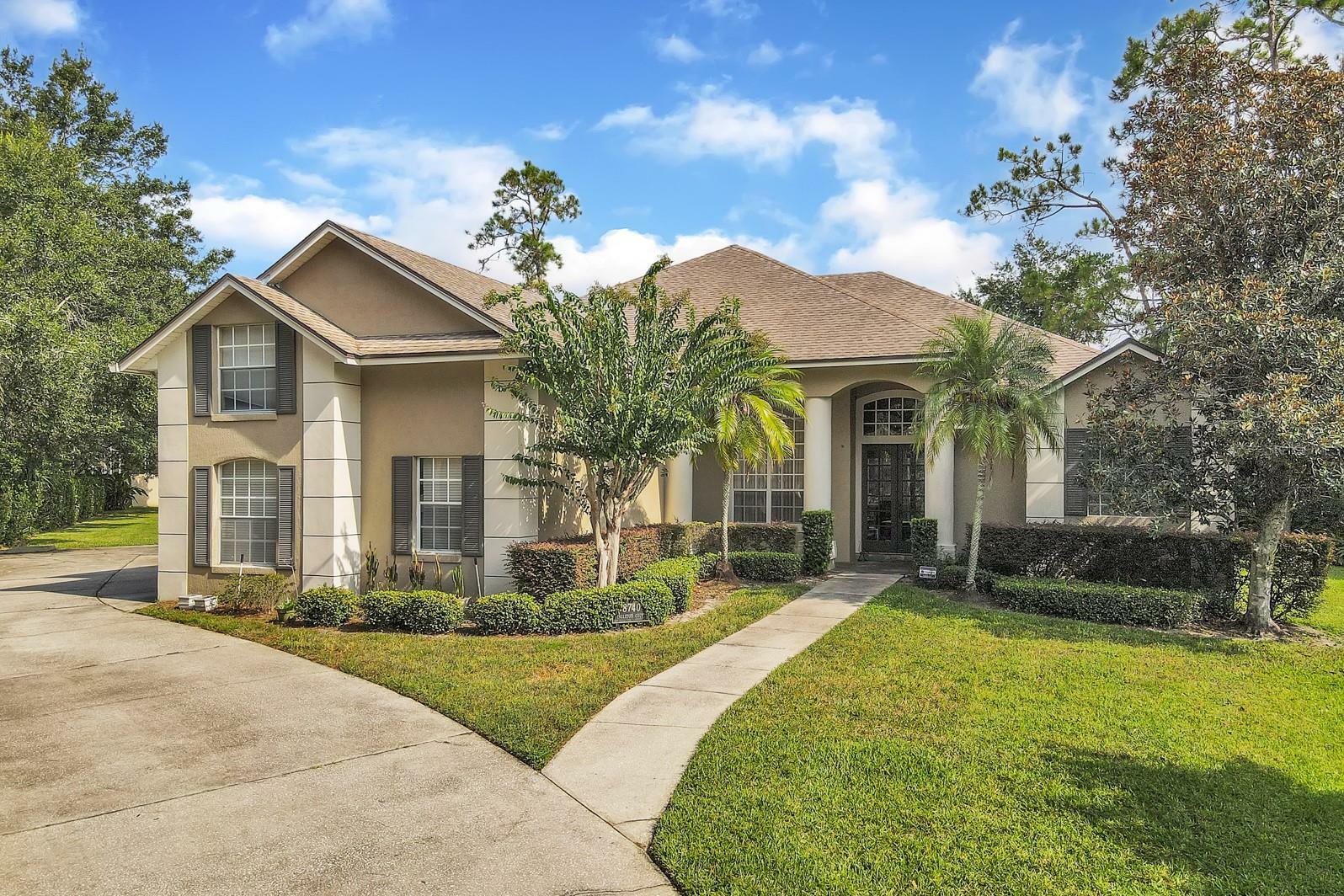 Property Photo:  8740 Ingleton Court  FL 32836 