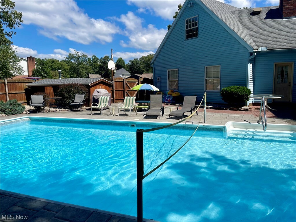 Property Photo: 601 Windsor Drive WV 26150