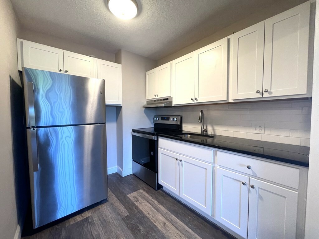 Property Photo: 625 Main Street 24 MA 01867