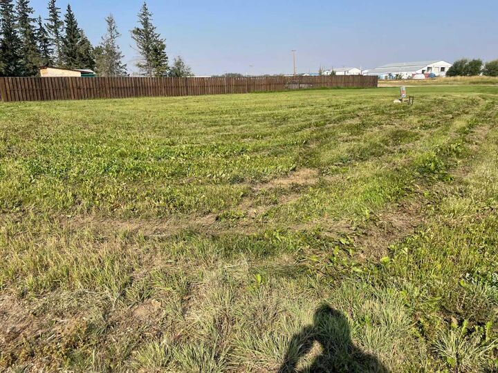 Property Photo: 5401 53 Street AB T0H 1W0