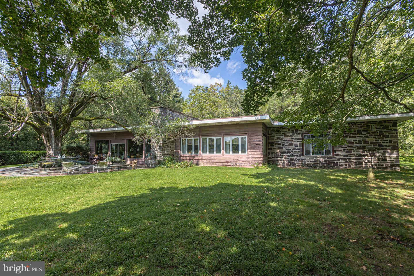 Property Photo:  84 Red Hill Road  PA 18947 