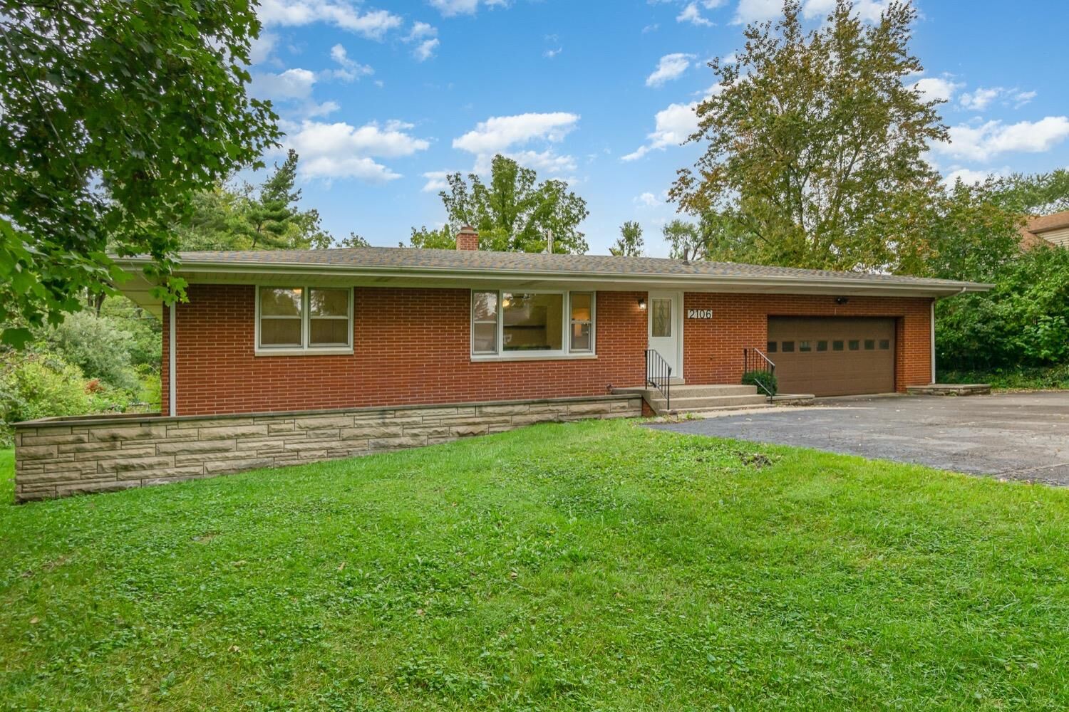 Property Photo:  2106 E 73rd Avenue  IN 46410 