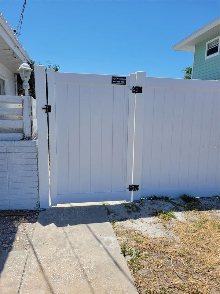Property Photo:  15318 Harbor Drive  FL 33708 