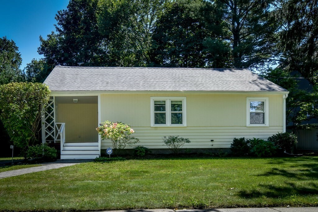 Property Photo:  52 Heatherland Rd.  MA 02461 