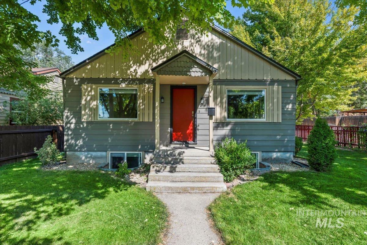 3002 W Woodlawn Ave  Boise ID 83702 photo