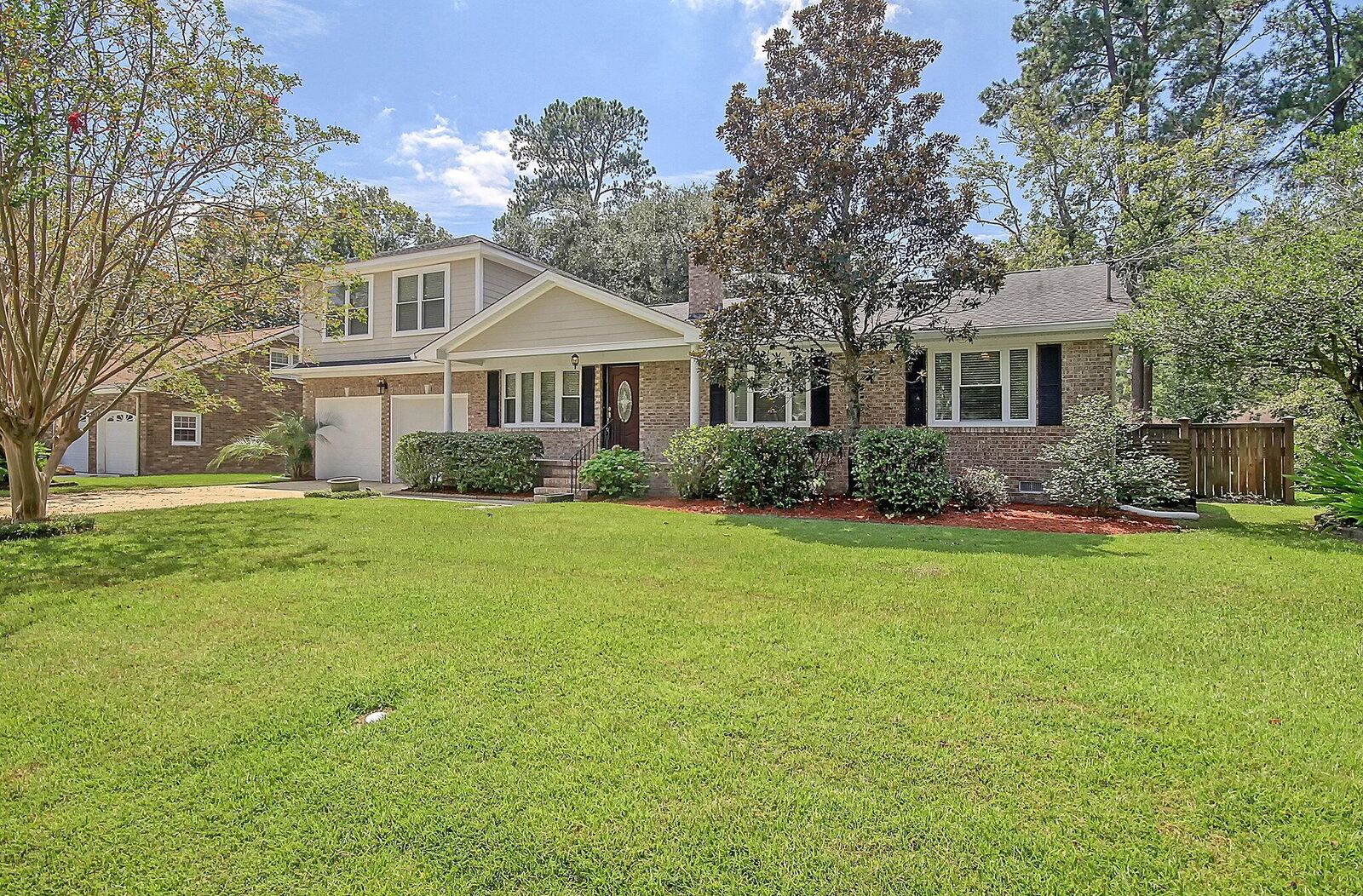 Property Photo:  883 Melrose Drive  SC 29414 