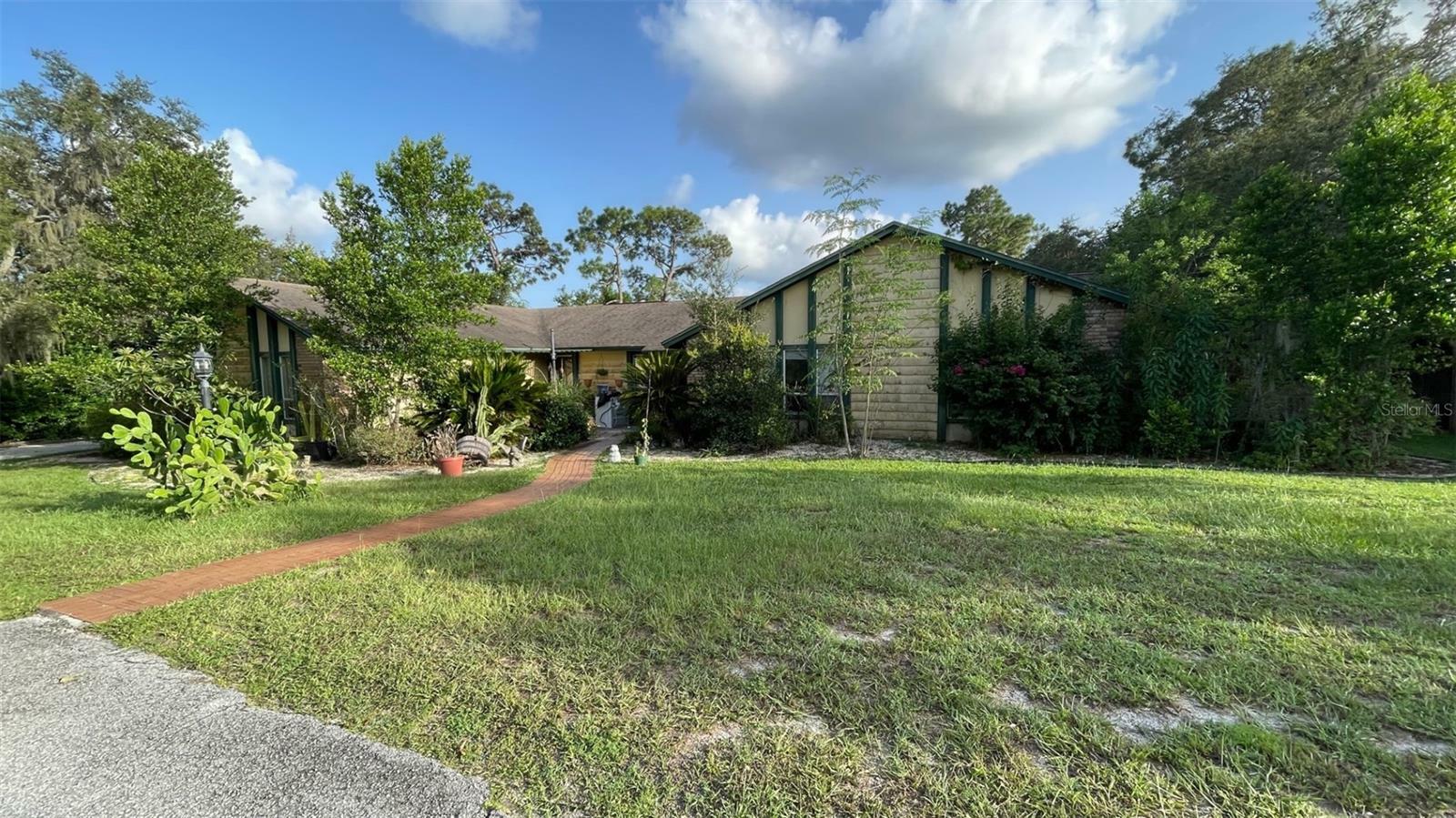 Property Photo:  6931 Tallow Tree Road  FL 32771 