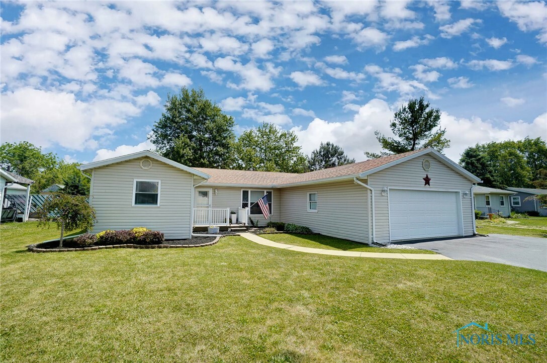 Property Photo:  526 Eastview Drive  OH 45872 