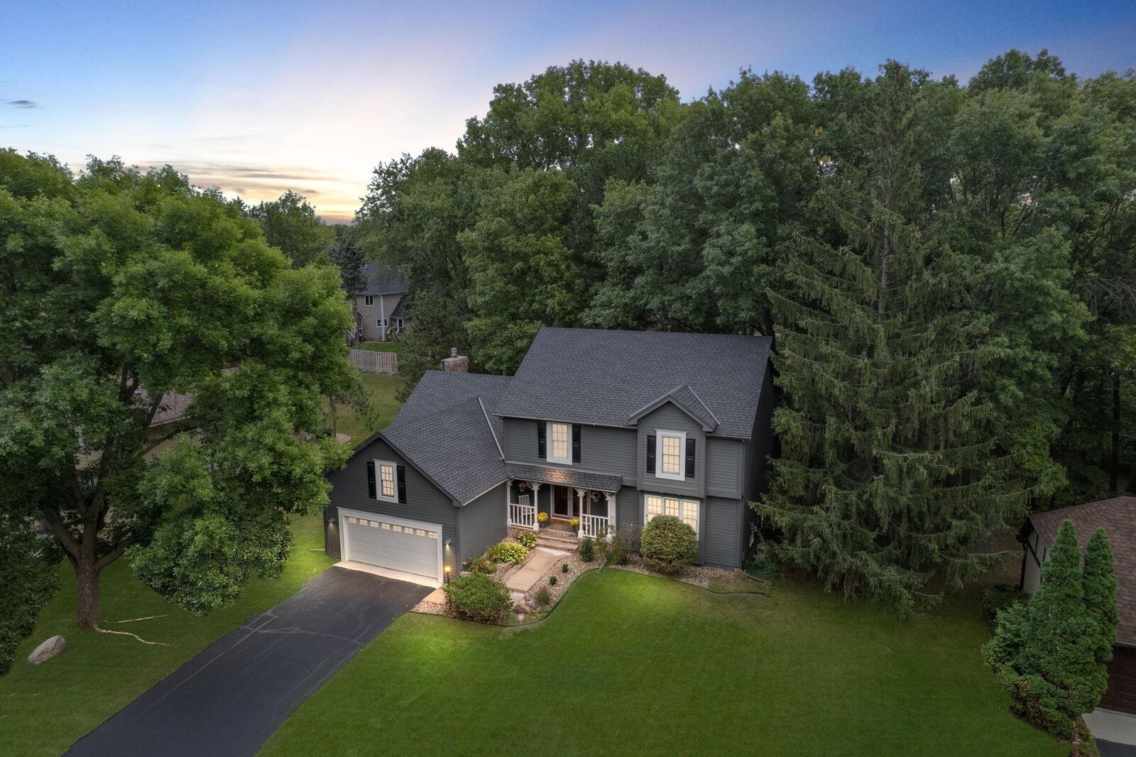 Photo de la propriété: 1325 Kenilworth Drive MN 55125
