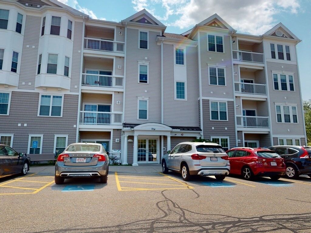 Property Photo:  204 Clocktower Drive 6310  MA 02452 