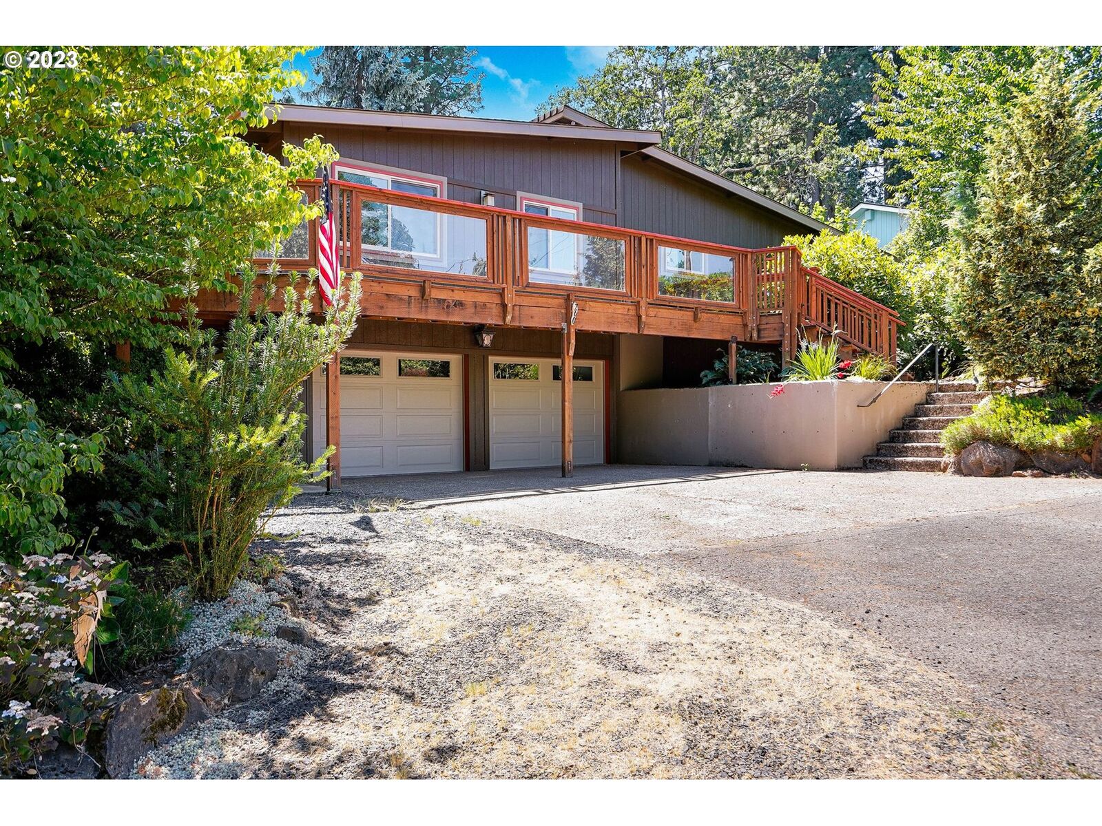 Property Photo: 760 Windgate St S OR 97302