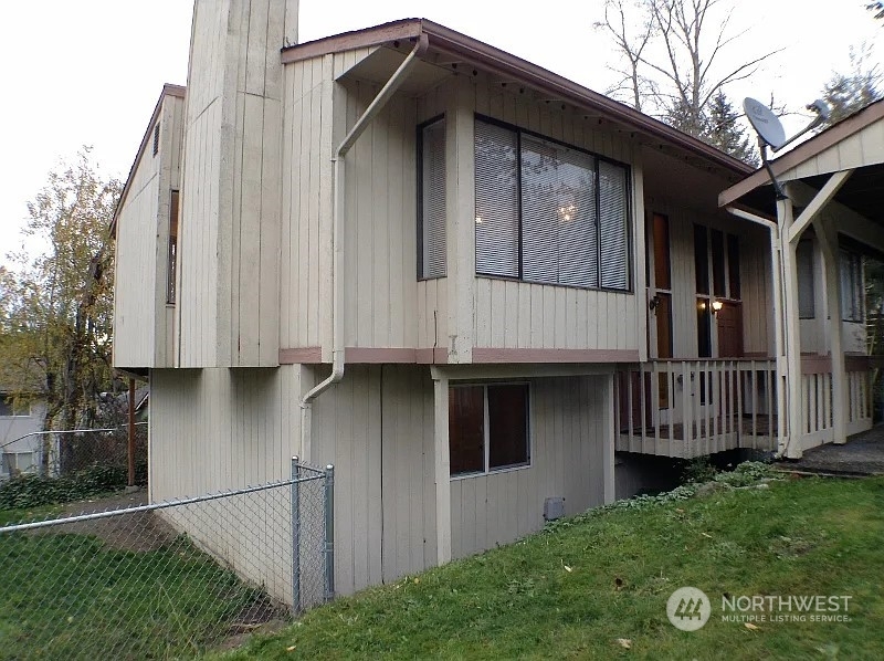 Property Photo:  6008 Kenwood Drive  WA 98203 