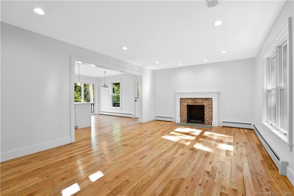 Property Photo: 1109 Horse Hill Road CT 06498