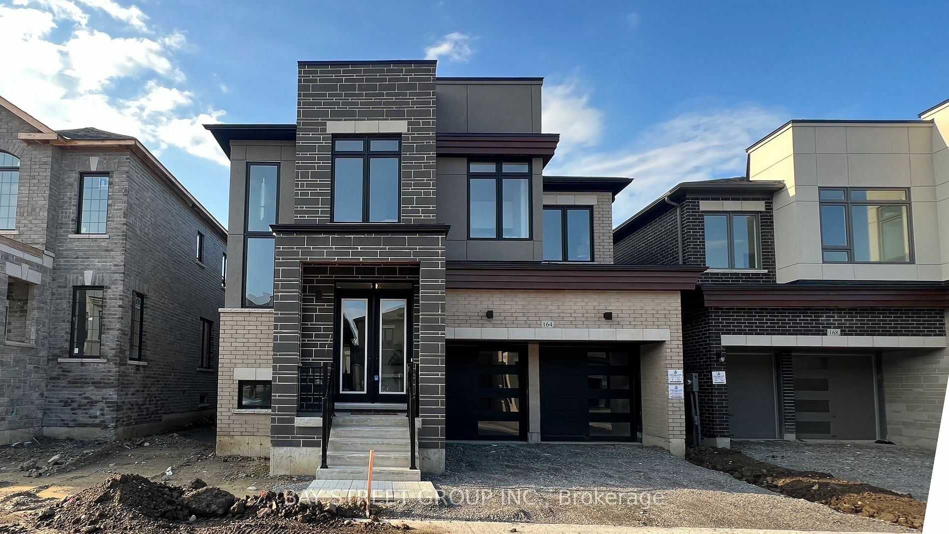 164 Wesmina Ave  Whitchurch-Stouffville ON L4A0R7 photo