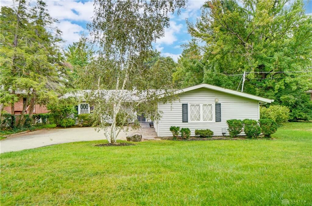 Property Photo: 2980 Ebenezer Drive OH 45248
