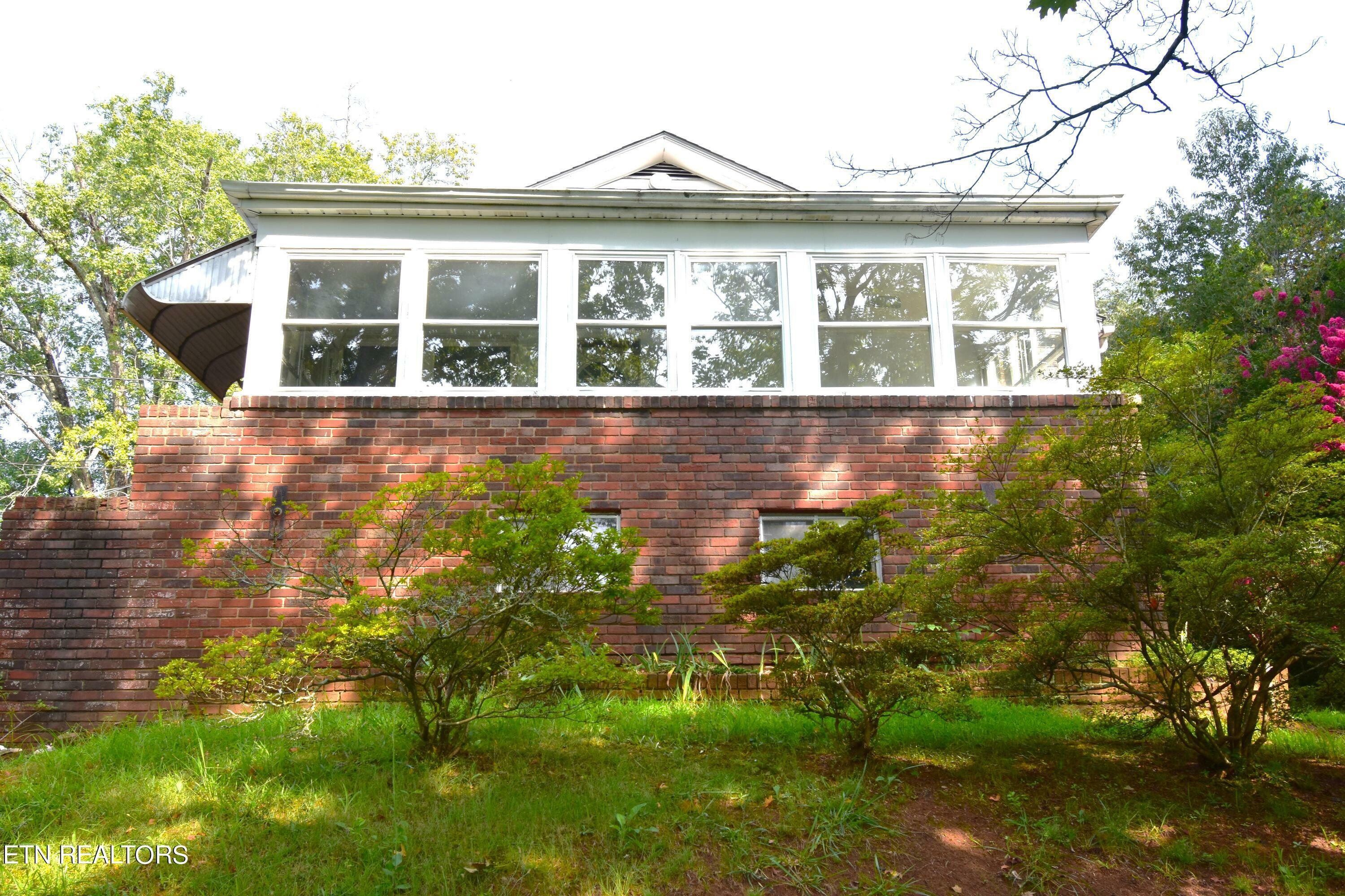 Property Photo:  2260 Mentor Rd  TN 37777 