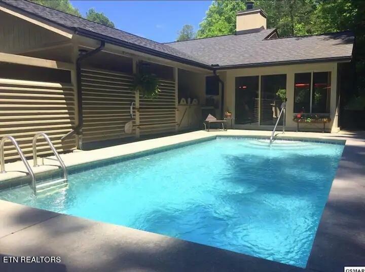 Property Photo: 1744 Hidden Hills Rd TN 37738