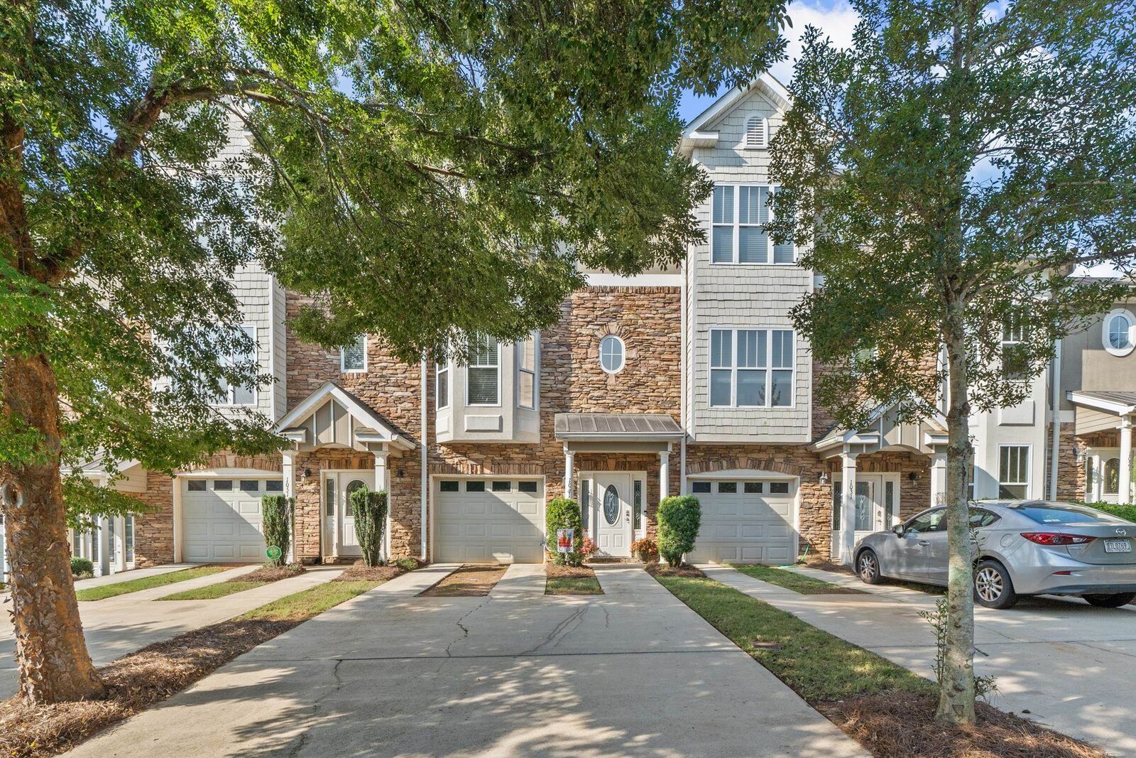 Property Photo: 1041 Azalea Street GA 30642