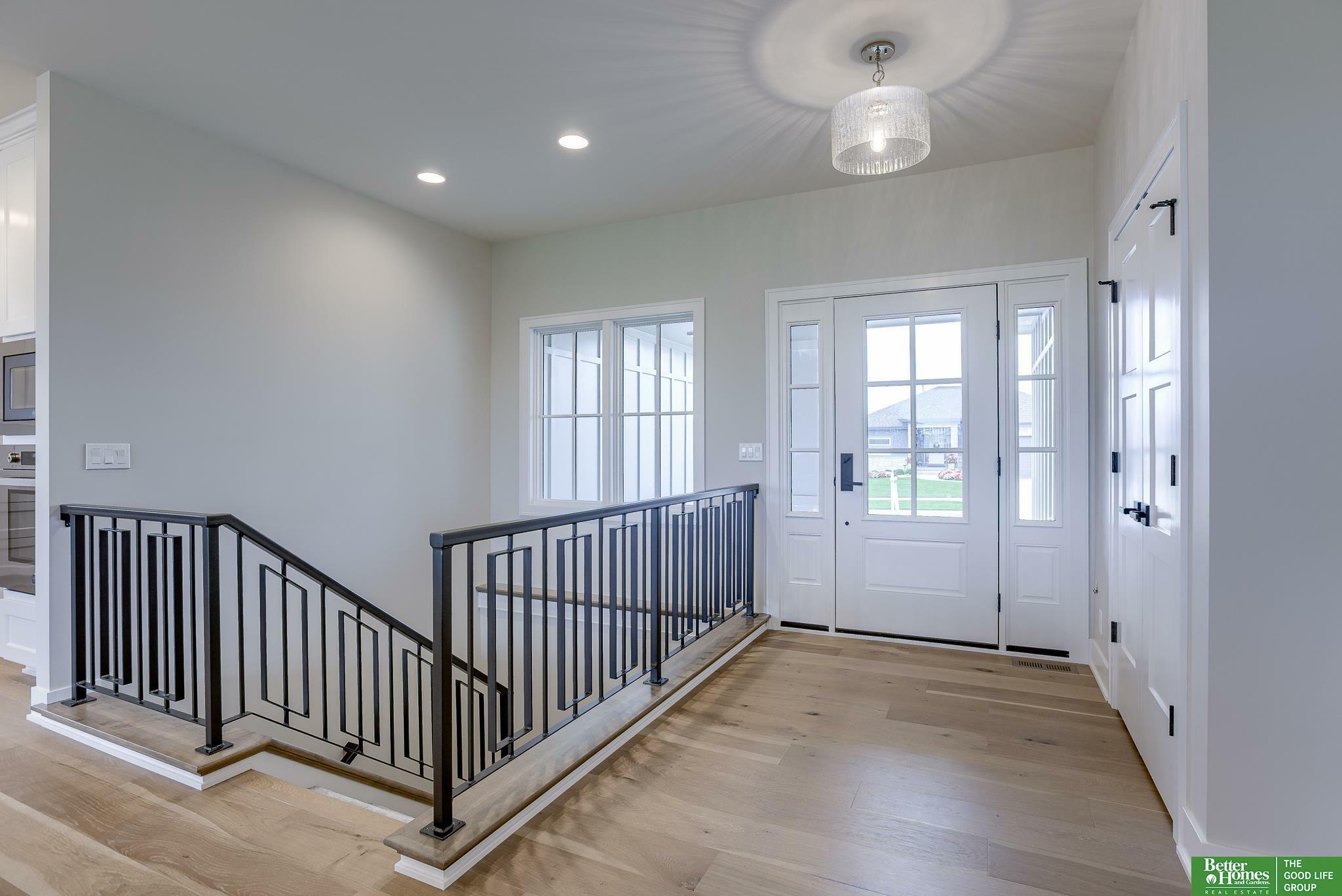 Property Photo: 4705 N 192nd Avenue NE 68022