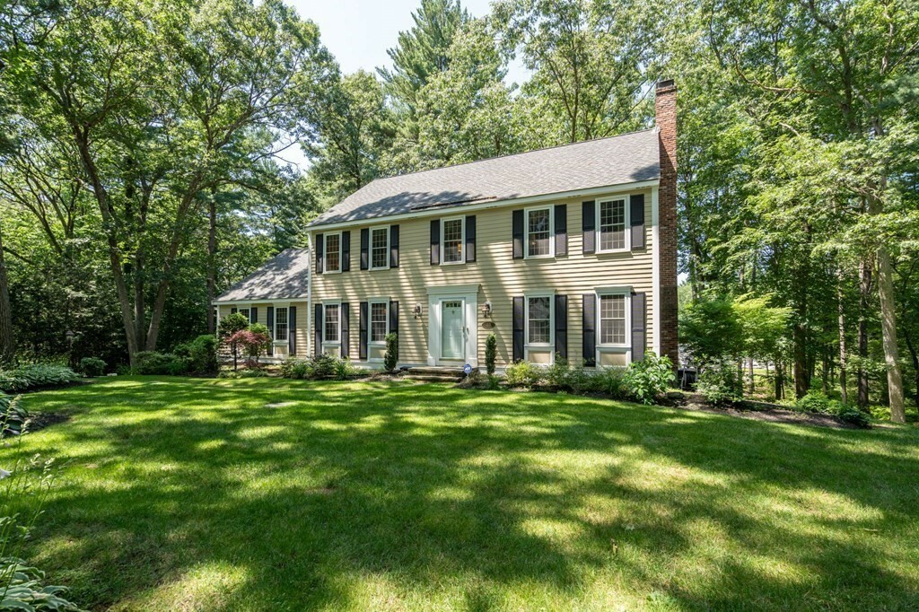 Property Photo:  40 Shadow Oak Drive  MA 01776 