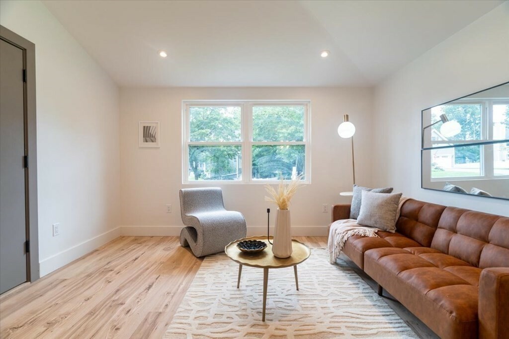 Property Photo: 136 Salem St 1 MA 01867