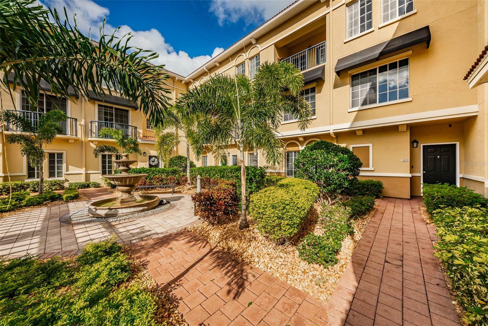 Property Photo: 5215 Beach Breeze Court 5215 FL 33609