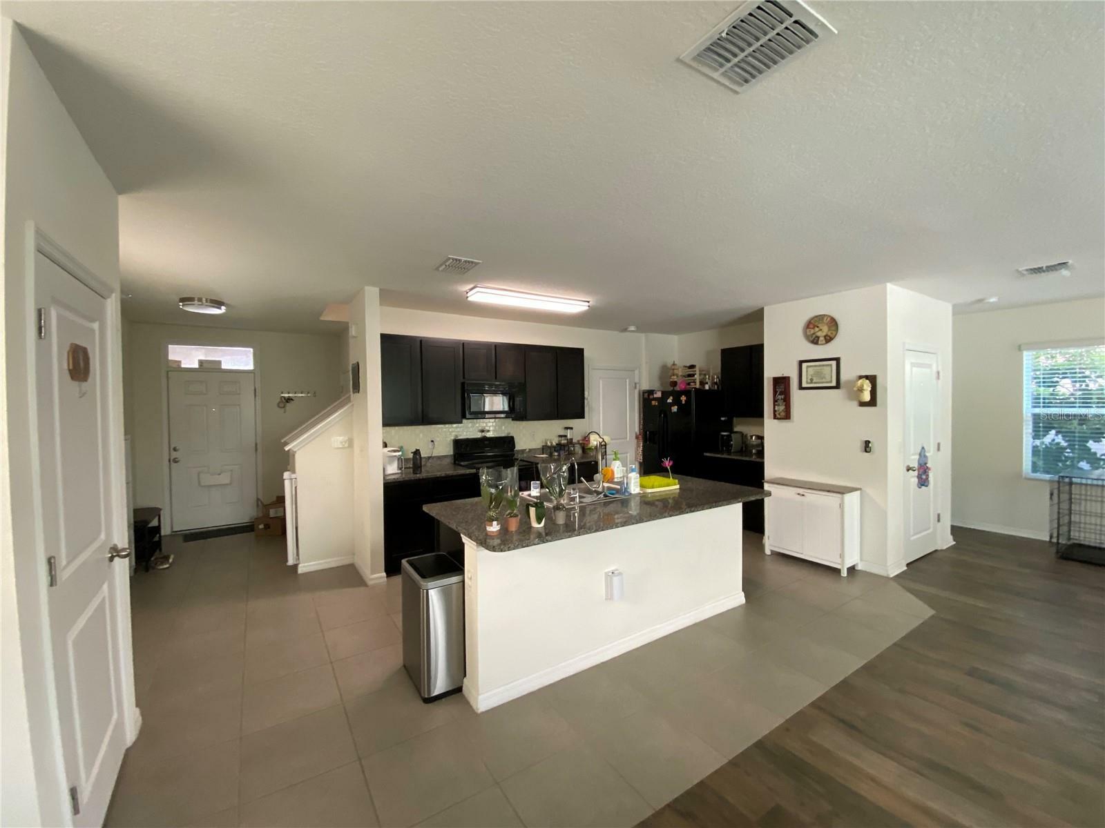 Property Photo:  5940 81st Avenue  FL 33781 