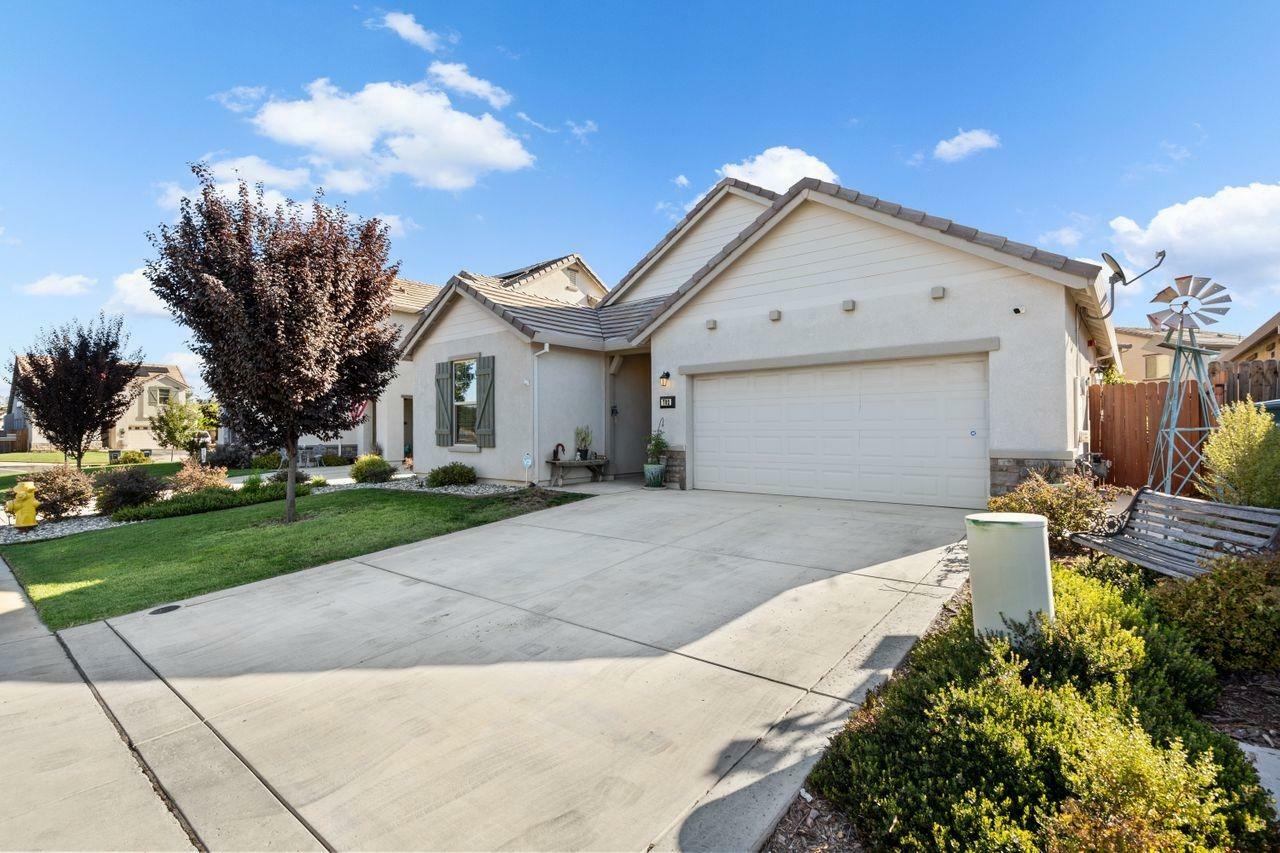 Property Photo:  702 Foothill Boulevard  CA 95640 
