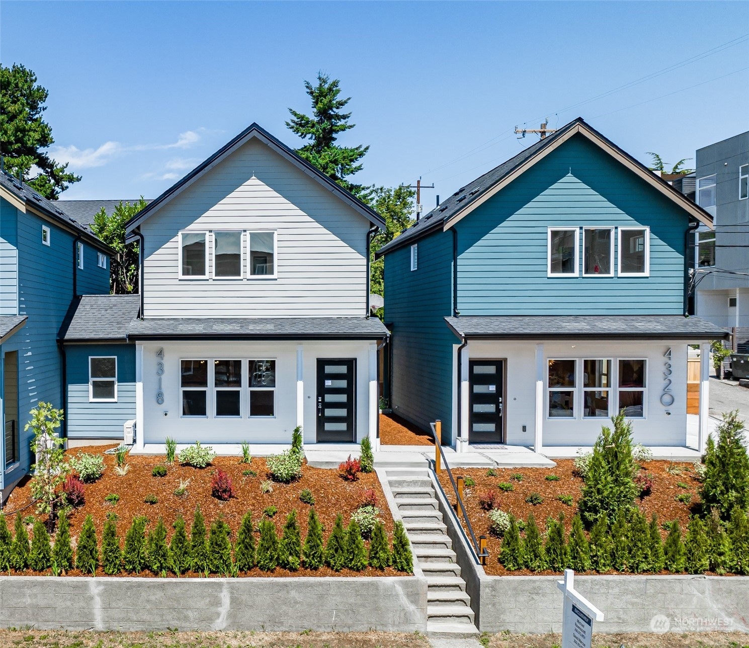 Property Photo: 4318 SW Genesee Street WA 98116