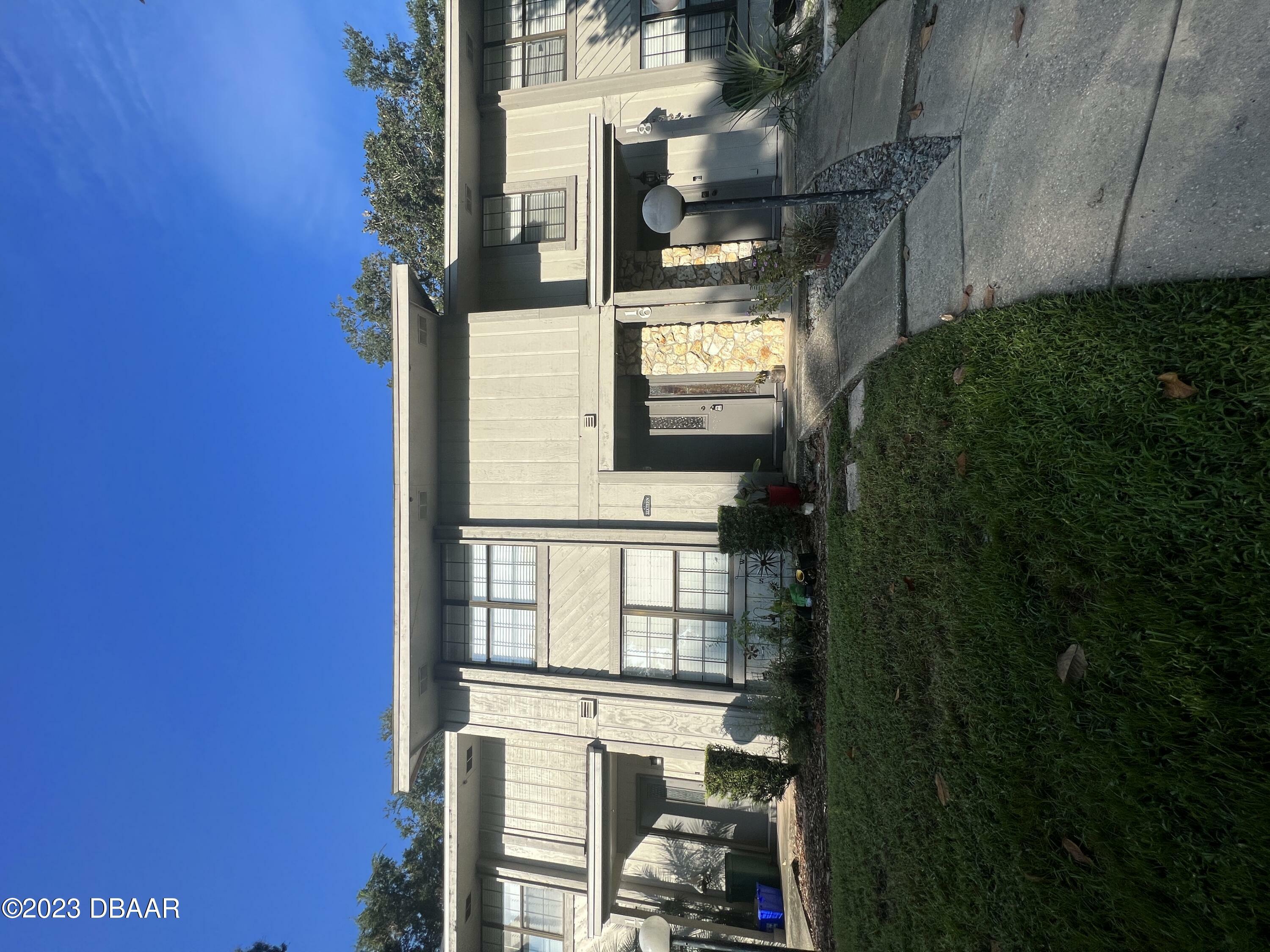Property Photo:  16 Oakwood Park  FL 32174 