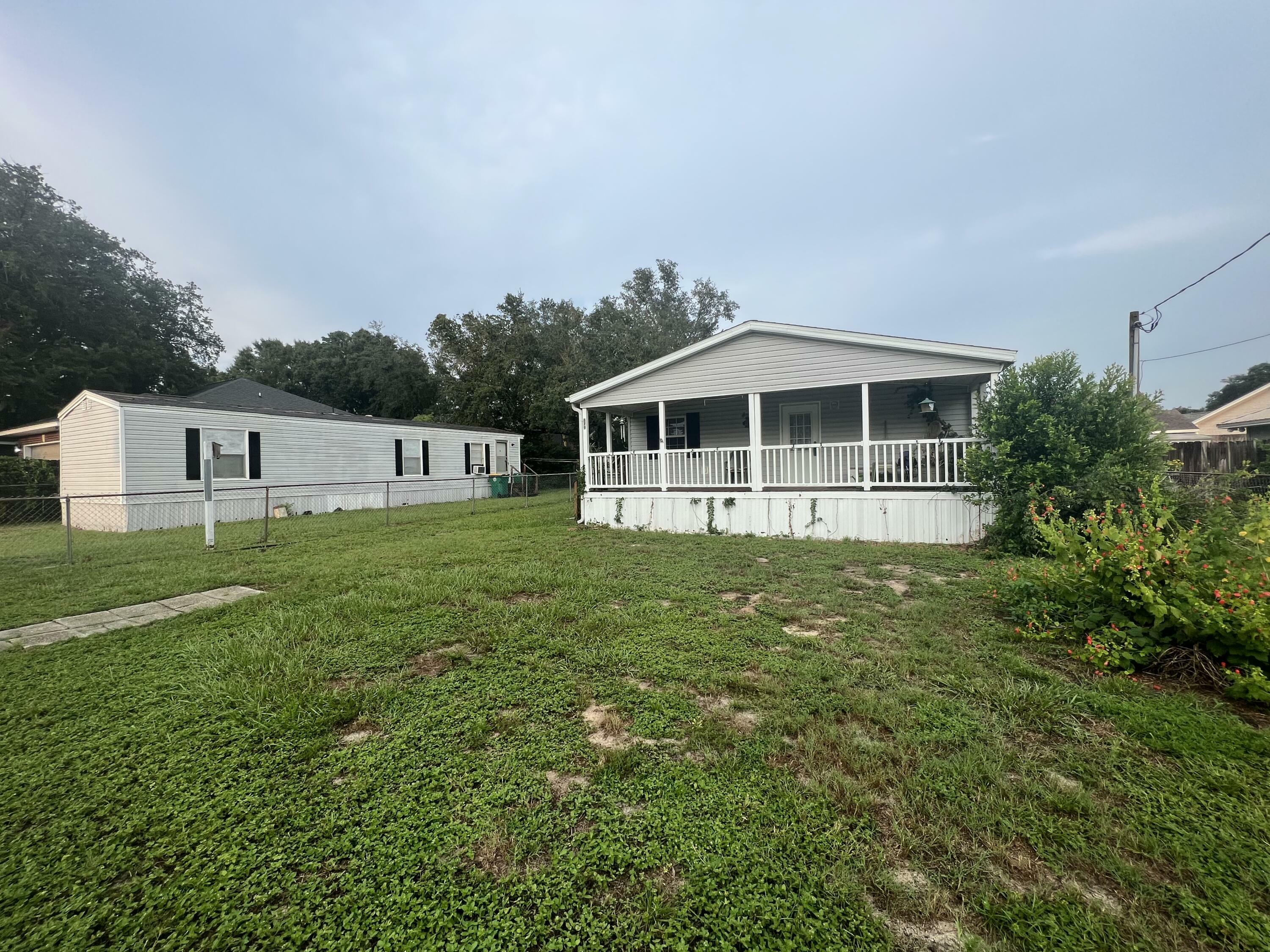 Property Photo:  879 Culp Avenue  FL 32547 