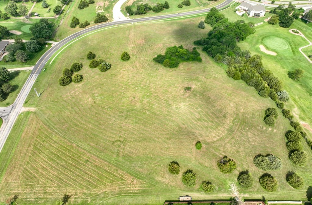 Property Photo: B2 L3 Cedar Point Ct KS 67401