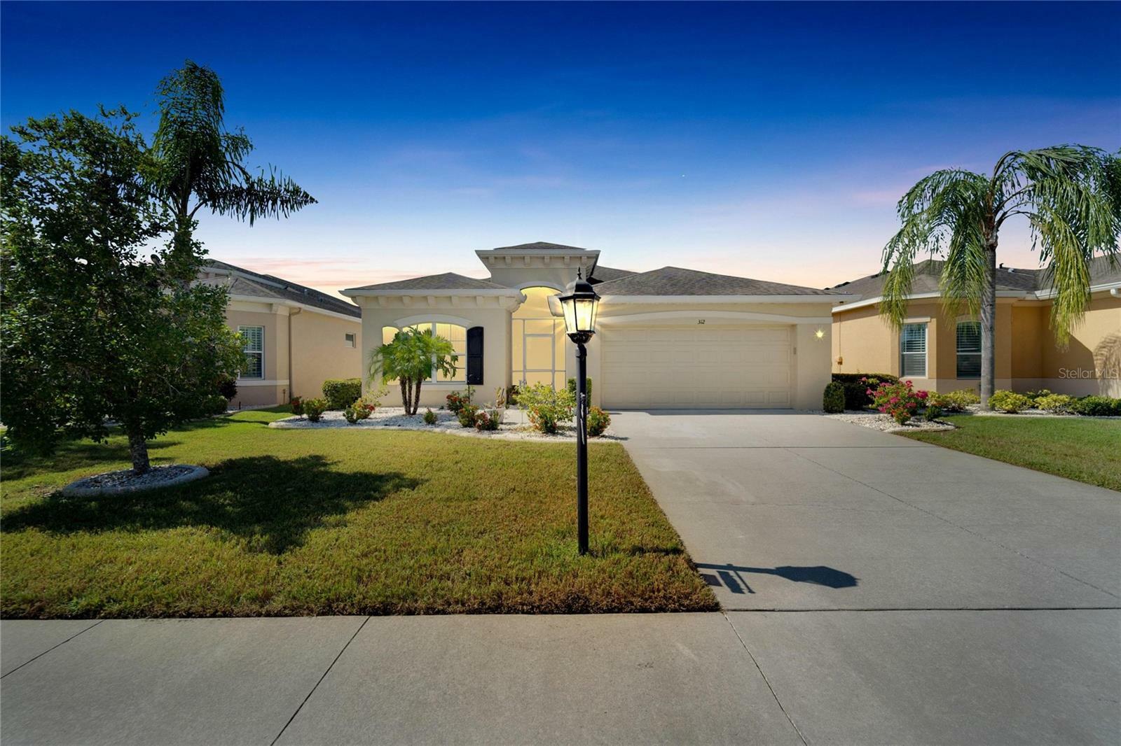 Property Photo:  312 Siena Vista Place  FL 33573 