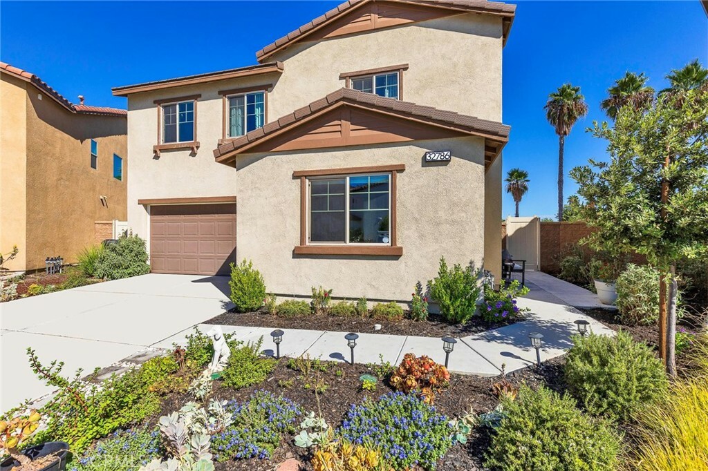 Property Photo: 32786 Shorecrest Way CA 92530