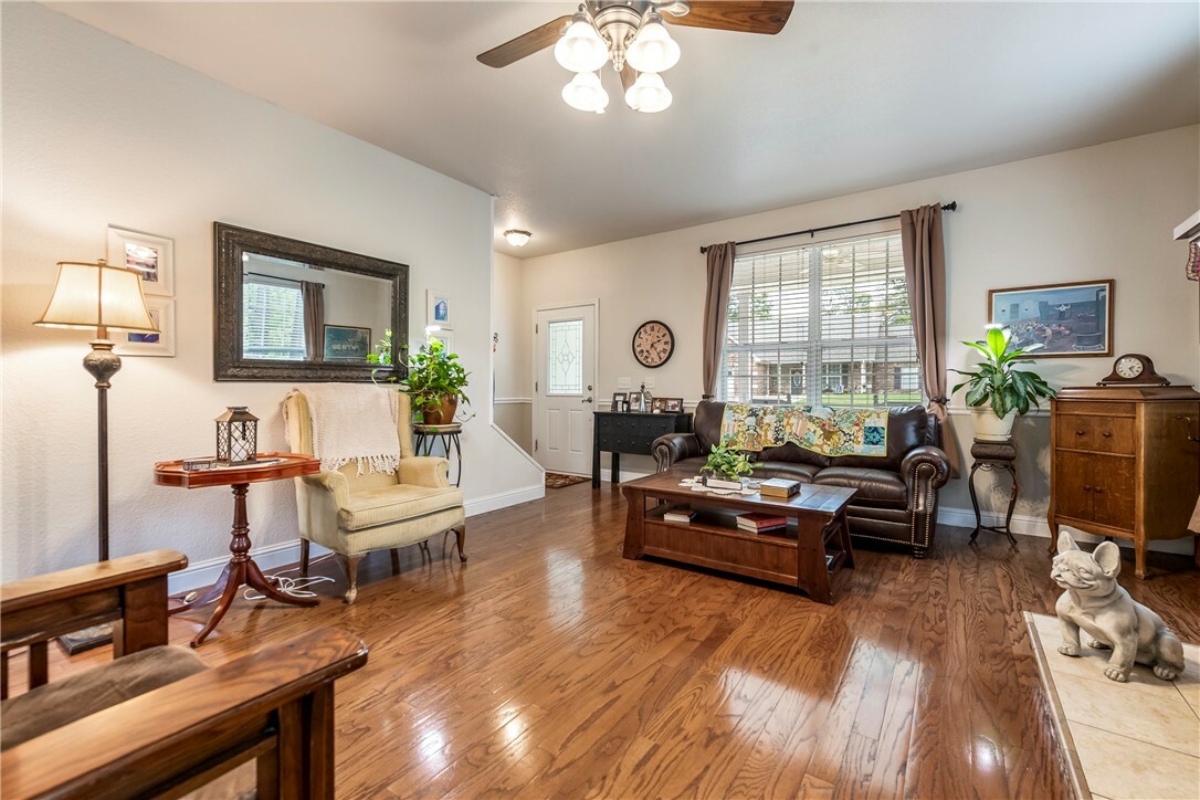 Property Photo: 4 Acapulco Drive AR 72756
