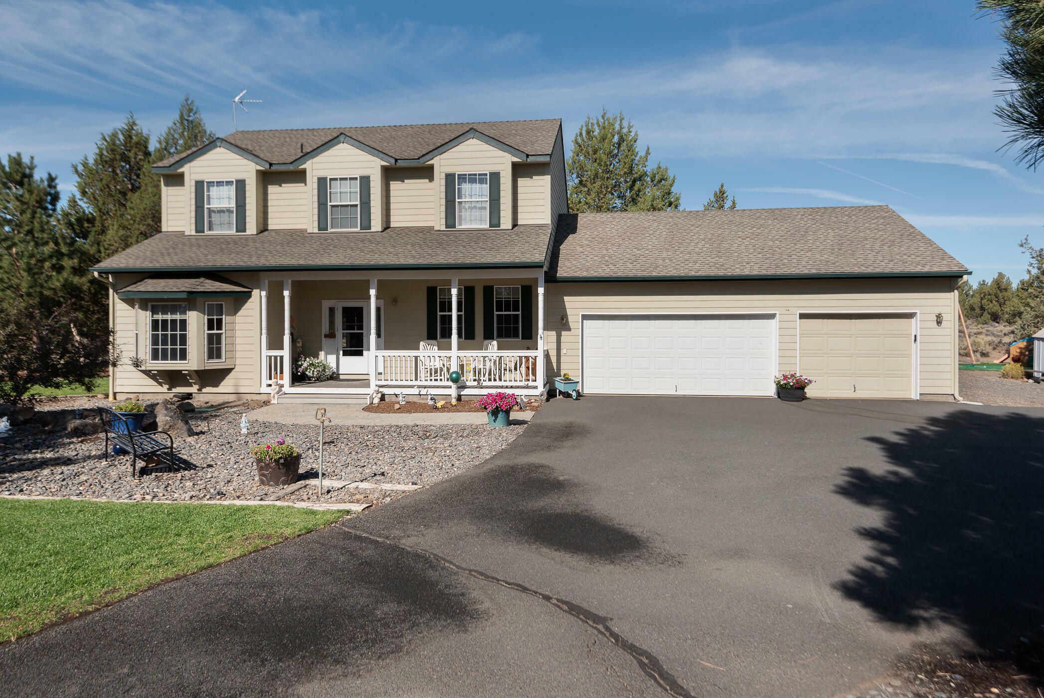 Property Photo: 60495 Dakota Trail OR 97702