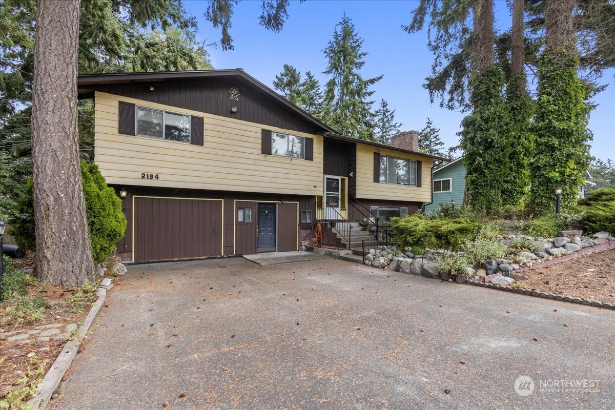 Property Photo:  2194 Crosswoods Circle  WA 98277 