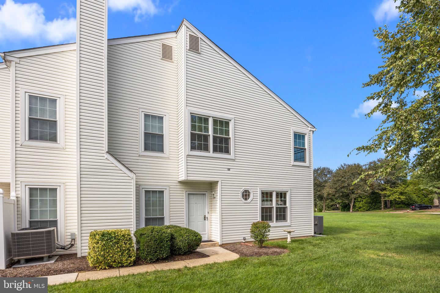 Property Photo: 51 Portsmouth Court PA 18966